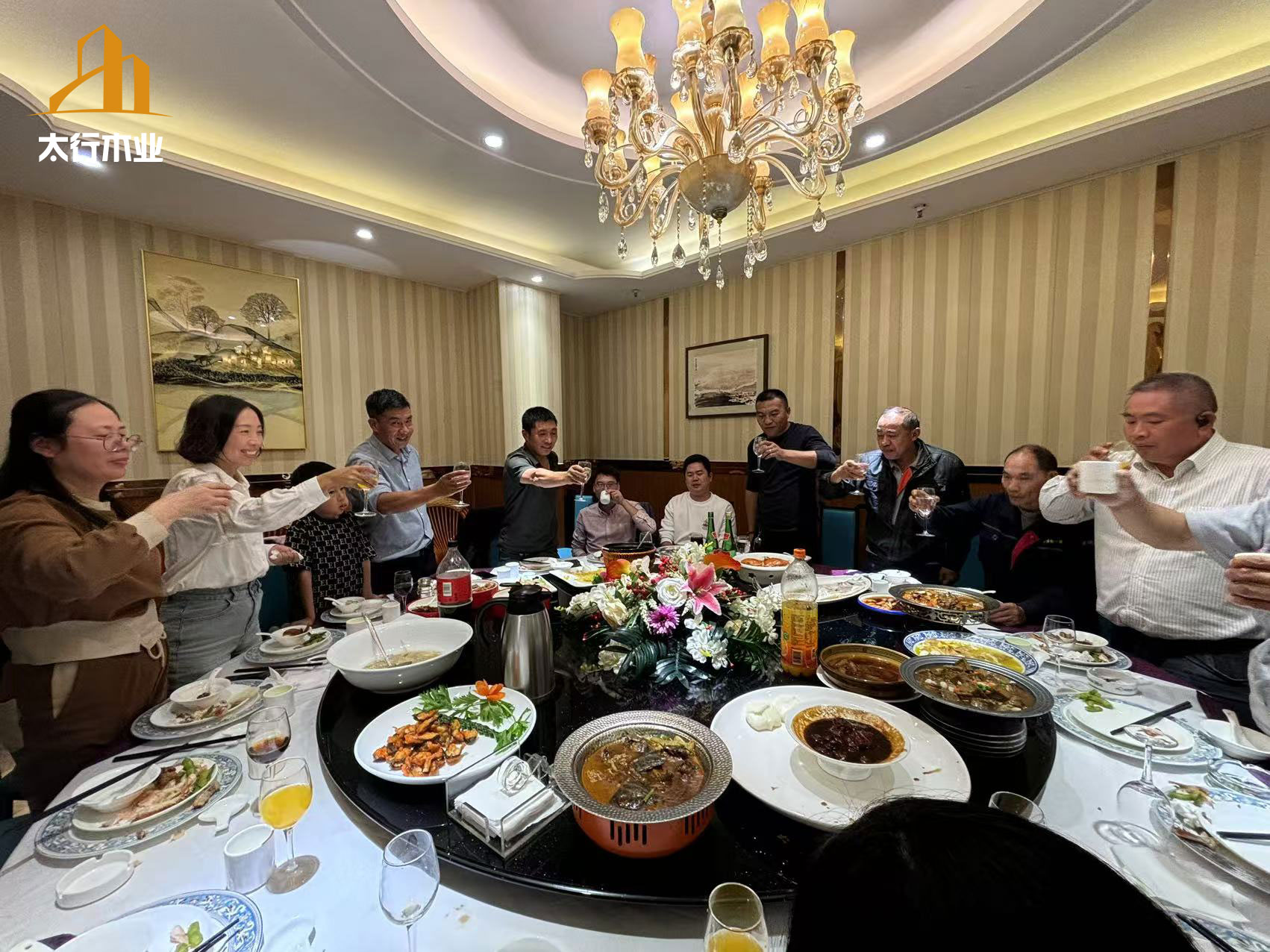 無錫太行木業(yè)10月團建:凝聚團隊力量,迎戰(zhàn)百日奮戰(zhàn)